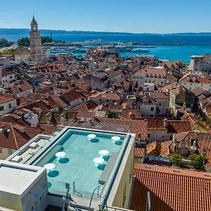 Hotel Cornaro *****